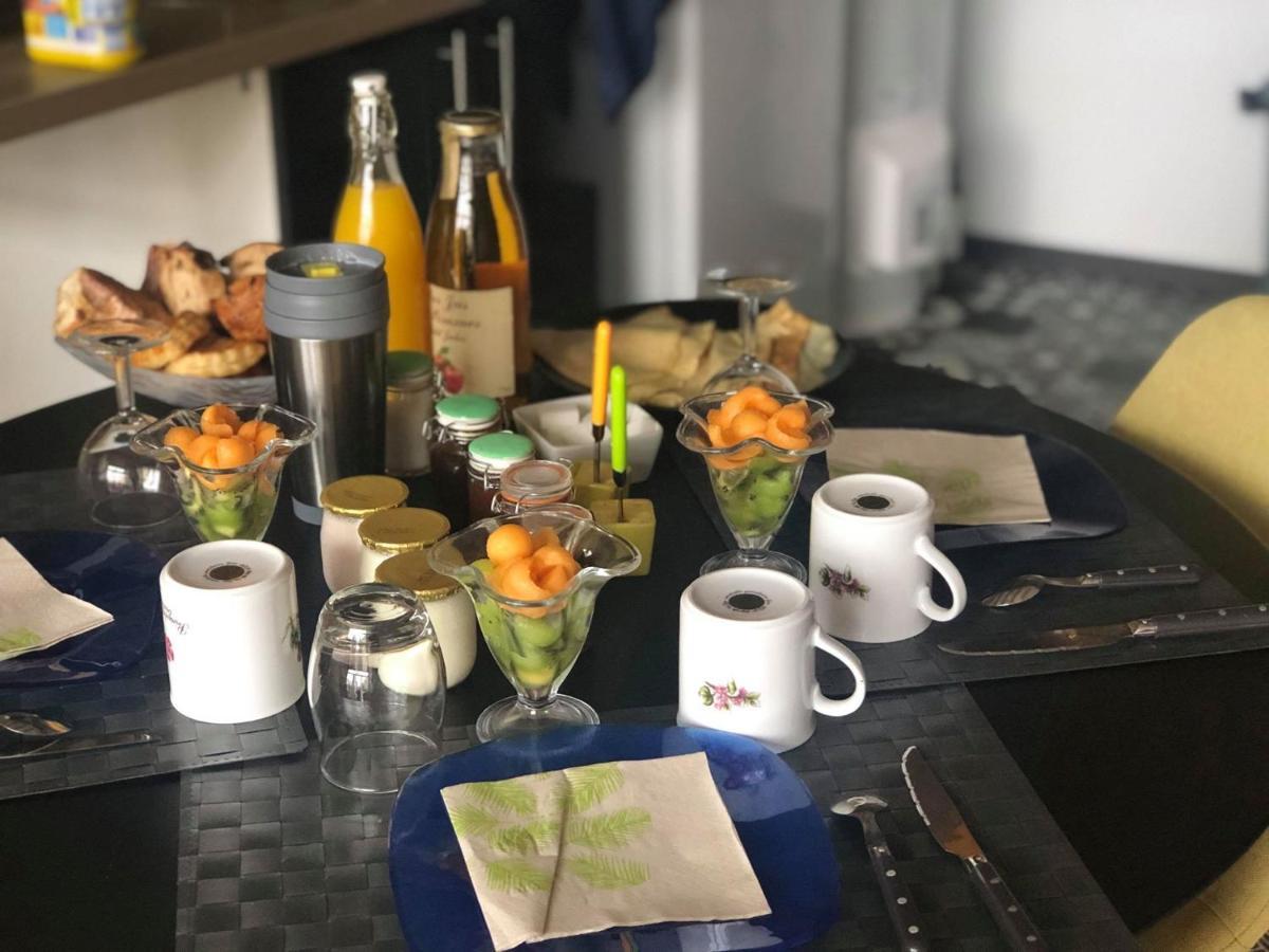 Bed And Breakfast Au Champ Du Douits Saint-Agnan-le-Malherbe Екстер'єр фото